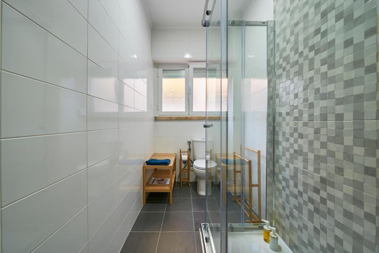 Belem Light Filled Apt With Patio, By Timecooler Lisbon Exterior photo