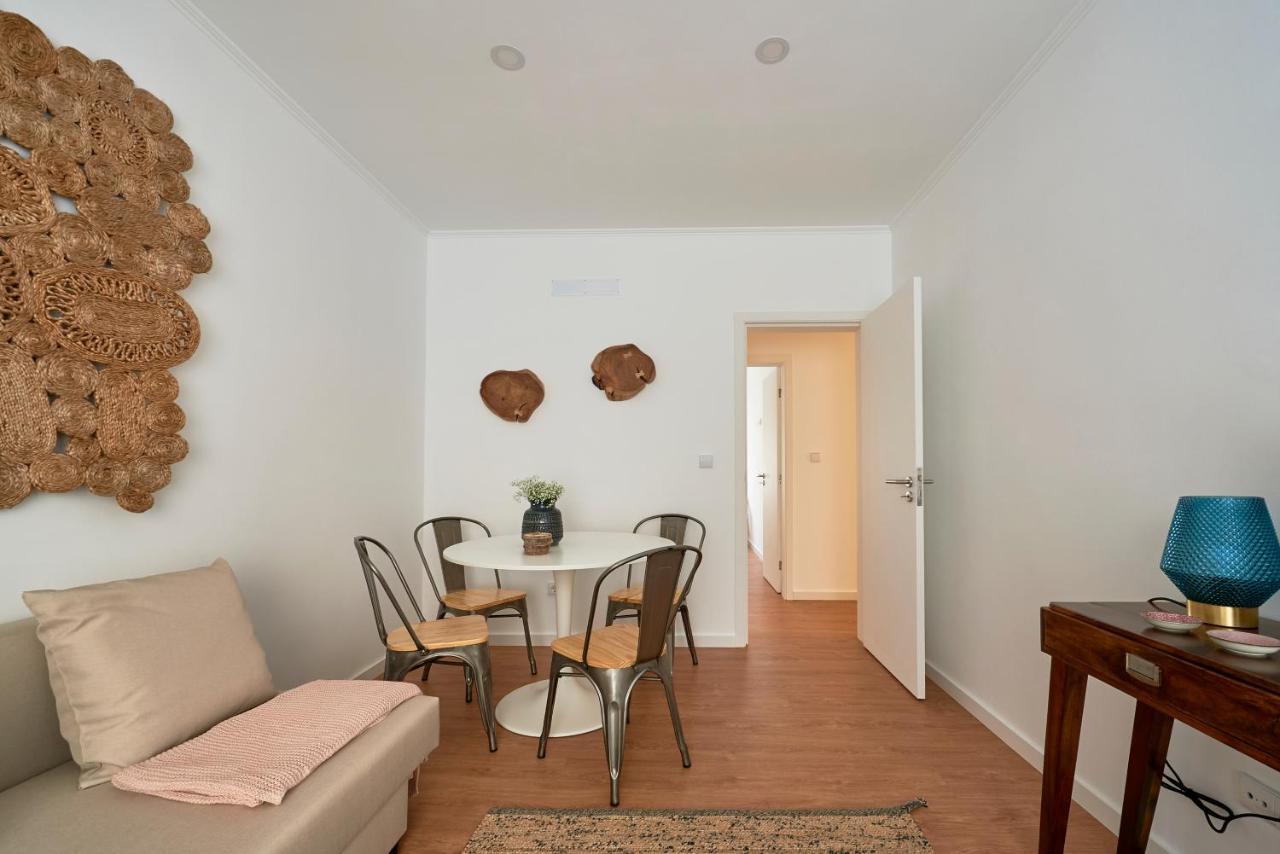 Belem Light Filled Apt With Patio, By Timecooler Lisbon Exterior photo